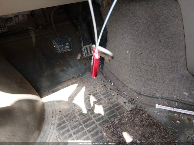 Продажа на аукционе авто 2000 Chevrolet Astro, vin: 1GNDM19W4YB119633, номер лота: 45905347