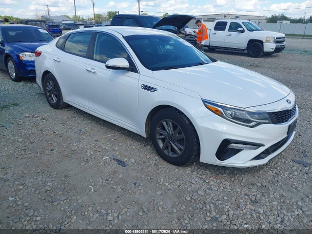 Auction sale of the 2020 Kia Optima Lx, vin: 5XXGT4L38LG401429, lot number: 45905351