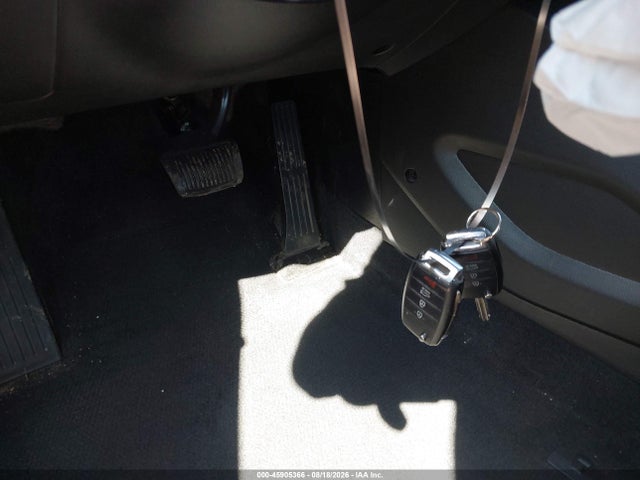 45905366 :رقم المزاد ، 3KPFK4A7XJE272782 vin ، 2018 Kia Forte Lx مزاد بيع