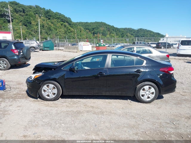 45905366 :رقم المزاد ، 3KPFK4A7XJE272782 vin ، 2018 Kia Forte Lx مزاد بيع
