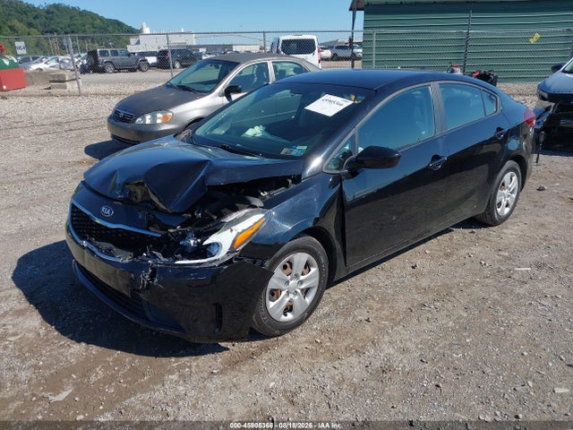 45905366 :رقم المزاد ، 3KPFK4A7XJE272782 vin ، 2018 Kia Forte Lx مزاد بيع