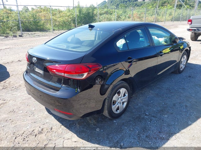 45905366 :رقم المزاد ، 3KPFK4A7XJE272782 vin ، 2018 Kia Forte Lx مزاد بيع