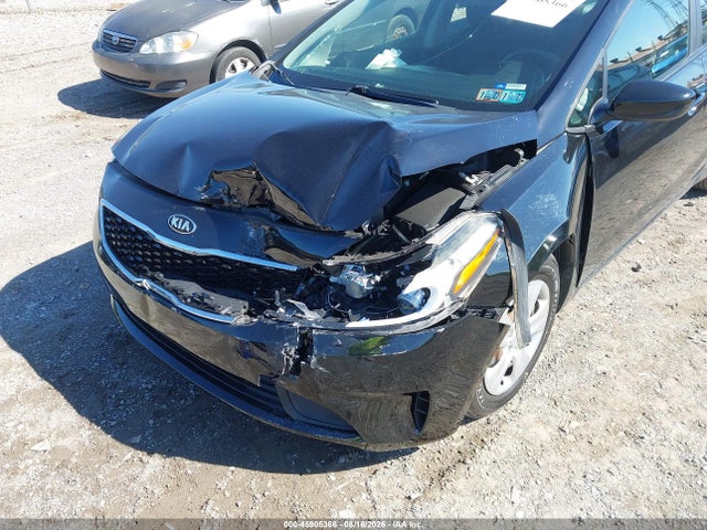 45905366 :رقم المزاد ، 3KPFK4A7XJE272782 vin ، 2018 Kia Forte Lx مزاد بيع