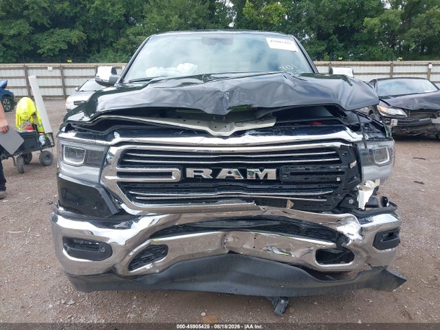 Продажа на аукционе авто 2023 Ram 1500 Laramie  4x4 6'4 Box, vin: 1C6SRFRT0PN577131, номер лота: 45905425