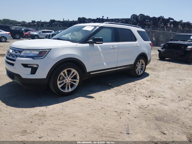 Ford EXPLORER XLT 2019 1FM5K7D84KGB37554 Image 2