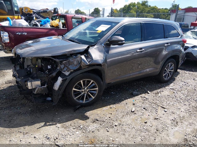 Aukcja sprzedaży 2019 Toyota Highlander Xle, vin: 5TDJZRFHXKS588288, numer aukcji: 45905456