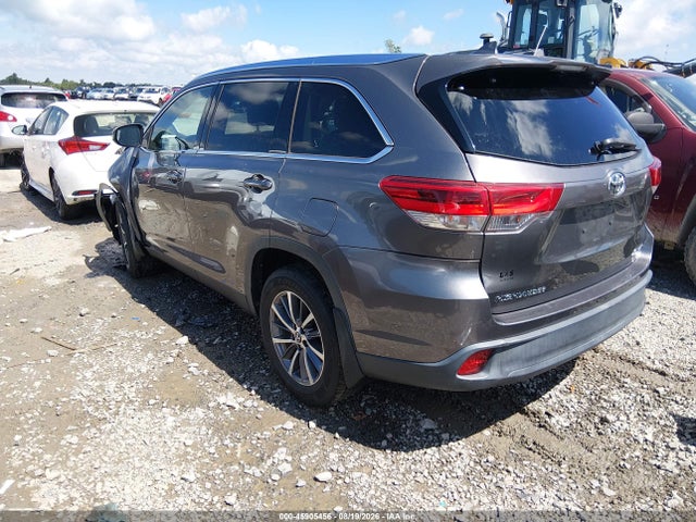 Aukcja sprzedaży 2019 Toyota Highlander Xle, vin: 5TDJZRFHXKS588288, numer aukcji: 45905456