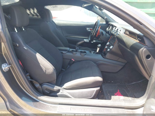 Продажа на аукционе авто 2016 Ford Mustang V6, vin: 1FA6P8AM8G5307831, номер лота: 45905458