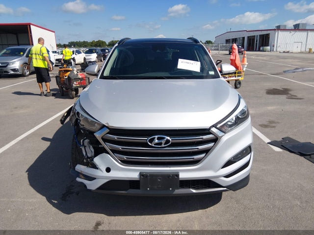 2016 Hyundai Tucson Limited მანქანა იყიდება აუქციონზე, vin: KM8J33A20GU054507, აუქციონის ნომერი: 45905477