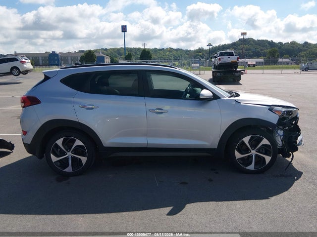 2016 Hyundai Tucson Limited მანქანა იყიდება აუქციონზე, vin: KM8J33A20GU054507, აუქციონის ნომერი: 45905477