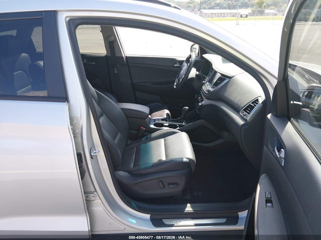 2016 Hyundai Tucson Limited მანქანა იყიდება აუქციონზე, vin: KM8J33A20GU054507, აუქციონის ნომერი: 45905477