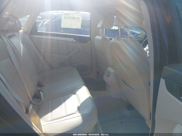 2012 Volkswagen Passat 2.5l Se მანქანა იყიდება აუქციონზე, vin: 1VWBP7A39CC103651, აუქციონის ნომერი: 45905554