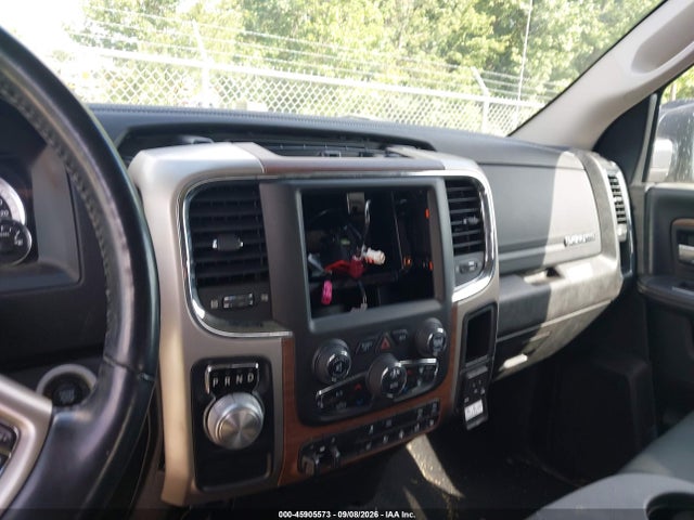 2019 Ram 1500 Classic Laramie  4x2 5'7 Box მანქანა იყიდება აუქციონზე, vin: 1C6RR6NM6KS747659, აუქციონის ნომერი: 45905573