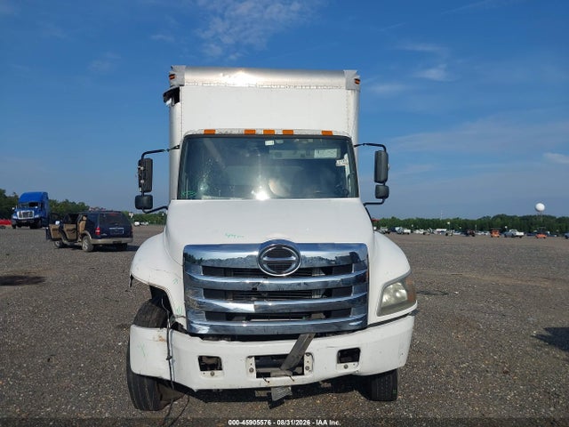 45905576 :رقم المزاد ، 5PVNJ8JV4E4S56167 vin ، 2014 Hino 258/268 مزاد بيع