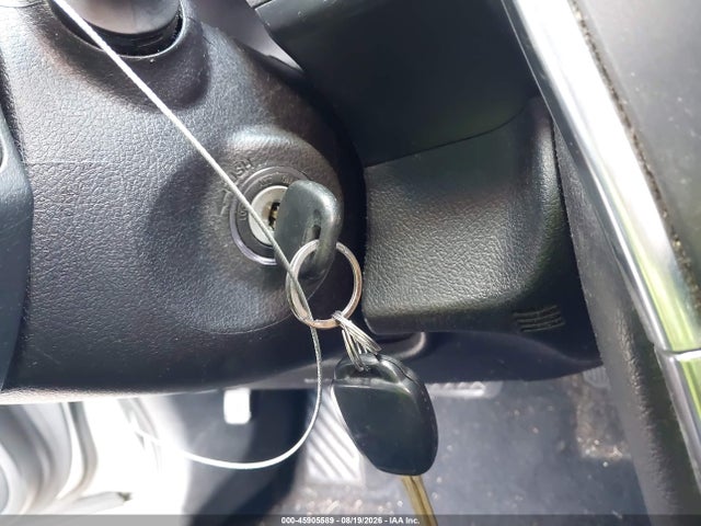 45905589 :رقم المزاد ، 4T1BF1FK4GU174979 vin ، 2016 Toyota Camry Le مزاد بيع