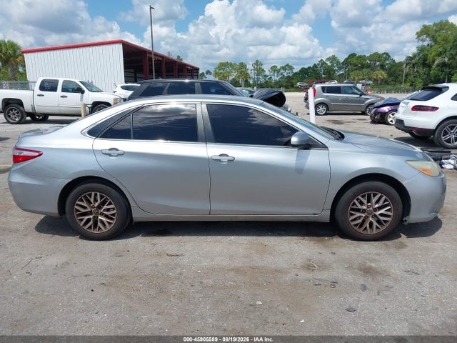 45905589 :رقم المزاد ، 4T1BF1FK4GU174979 vin ، 2016 Toyota Camry Le مزاد بيع