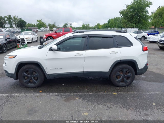 Продажа на аукционе авто 2015 Jeep Cherokee Latitude Altitude, vin: 1C4PJMCS5FW792555, номер лота: 45905621