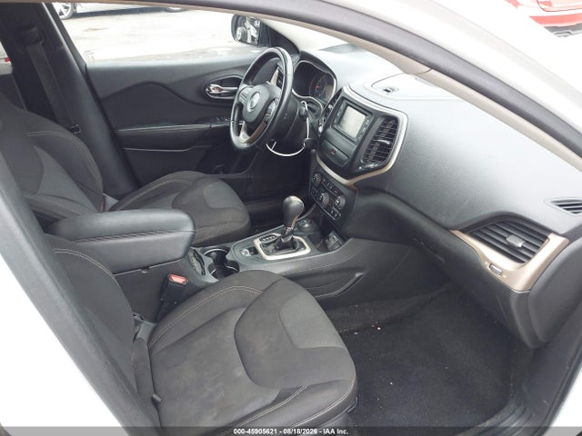 Продажа на аукционе авто 2015 Jeep Cherokee Latitude Altitude, vin: 1C4PJMCS5FW792555, номер лота: 45905621