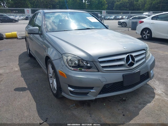 2013 Mercedes-benz C 250 Sport მანქანა იყიდება აუქციონზე, vin: WDDGF4HB6DR295879, აუქციონის ნომერი: 45905644