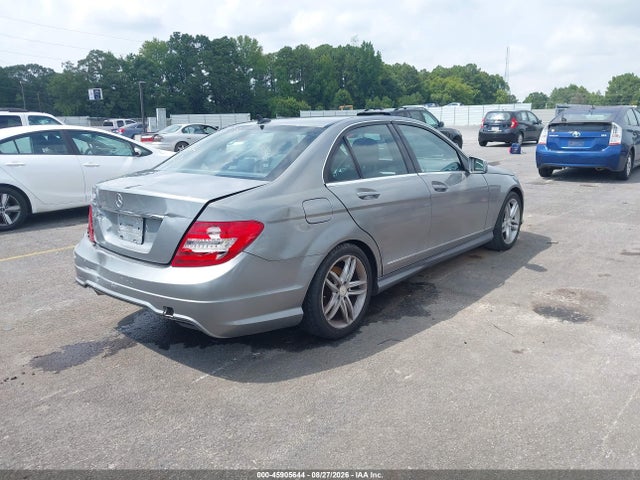 2013 Mercedes-benz C 250 Sport მანქანა იყიდება აუქციონზე, vin: WDDGF4HB6DR295879, აუქციონის ნომერი: 45905644