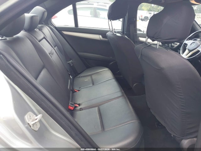 2013 Mercedes-benz C 250 Sport მანქანა იყიდება აუქციონზე, vin: WDDGF4HB6DR295879, აუქციონის ნომერი: 45905644