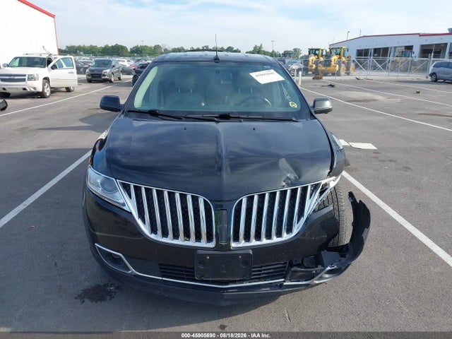 2013 Lincoln Mkx მანქანა იყიდება აუქციონზე, vin: 2LMDJ8JK3DBL09902, აუქციონის ნომერი: 45905690