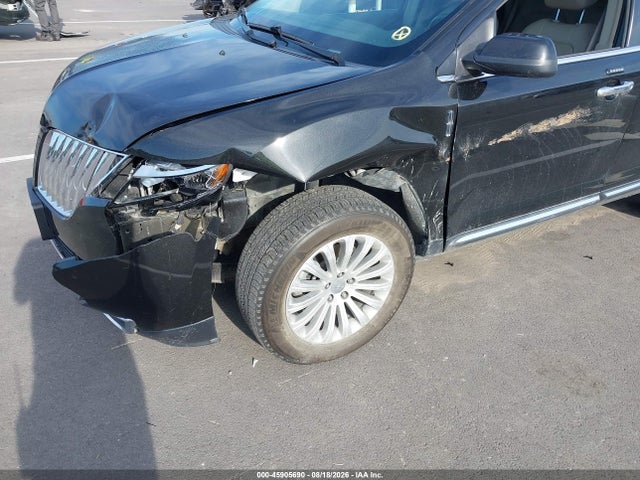 2013 Lincoln Mkx მანქანა იყიდება აუქციონზე, vin: 2LMDJ8JK3DBL09902, აუქციონის ნომერი: 45905690