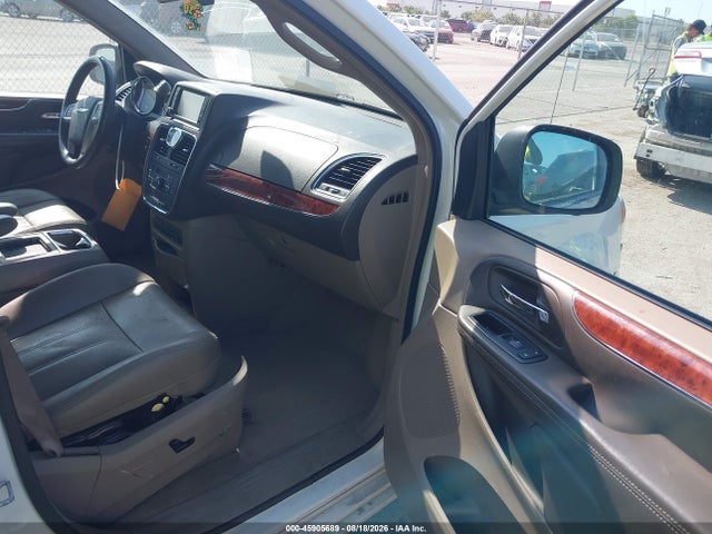 Продажа на аукционе авто 2012 Chrysler Town & Country Touring-l, vin: 2C4RC1CG3CR300901, номер лота: 45905689