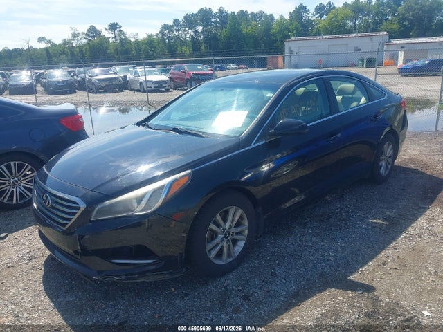Hyundai SONATA SE 2016 5NPE24AF4GH346527 Image 2
