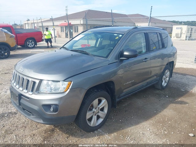 45905787 :رقم المزاد ، 1J4NF1FBXBD218357 vin ، 2011 Jeep Compass مزاد بيع