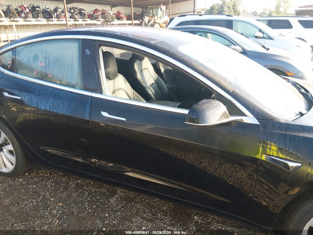 Tesla Model 3 Long Range/mid Range 2018 5YJ3E1EA4JF175778 Image 13