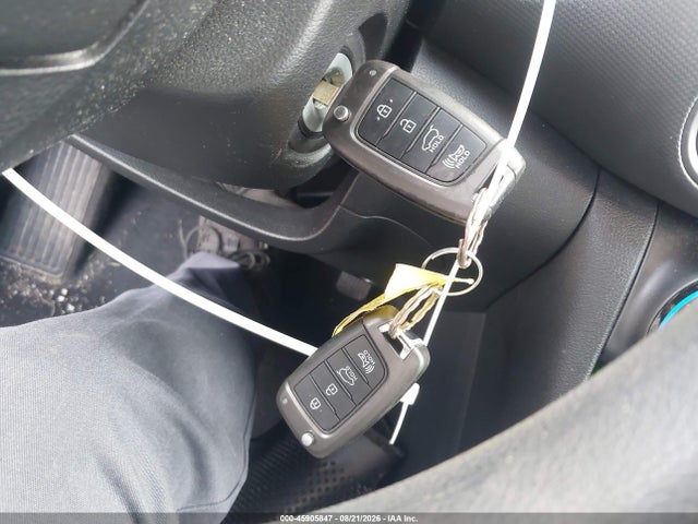 45905847 :رقم المزاد ، KM8K1CAA5LU480379 vin ، 2020 Hyundai Kona Se مزاد بيع