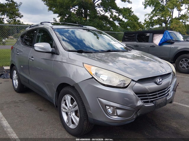 Продажа на аукционе авто 2013 Hyundai Tucson Gls, vin: KM8JUCAC6DU677972, номер лота: 45905850