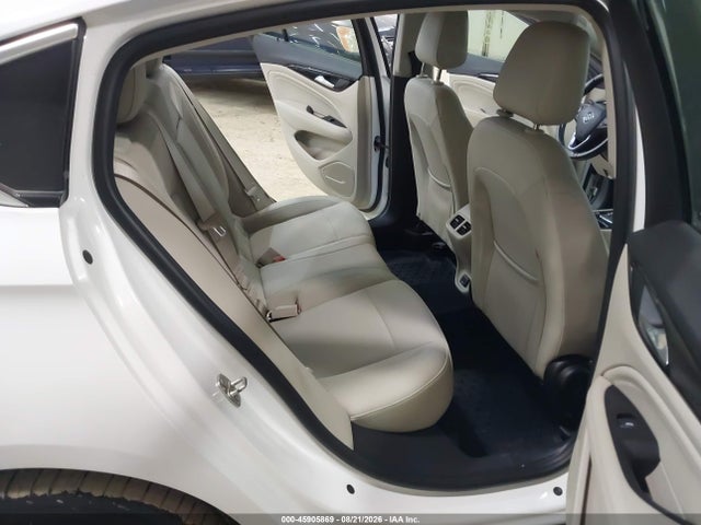 Продажа на аукционе авто 2018 Buick Regal Sportback Preferred Ii, vin: W04GM6SX0J1094130, номер лота: 45905869