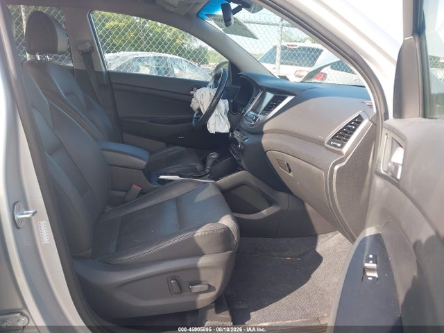 2018 Hyundai Tucson Sel Plus მანქანა იყიდება აუქციონზე, vin: KM8J3CA47JU636869, აუქციონის ნომერი: 45905895