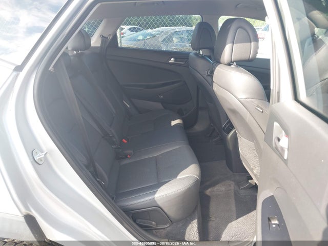 2018 Hyundai Tucson Sel Plus მანქანა იყიდება აუქციონზე, vin: KM8J3CA47JU636869, აუქციონის ნომერი: 45905895