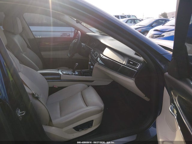 45905916 :رقم المزاد ، WBAKB4C51BC574686 vin ، 2011 Bmw 740li مزاد بيع