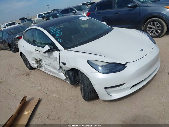 45905935 :رقم المزاد ، 5YJ3E1EA1MF866626 vin ، 2021 Tesla Model 3 Standard Range Plus Rear-wheel Drive مزاد بيع
