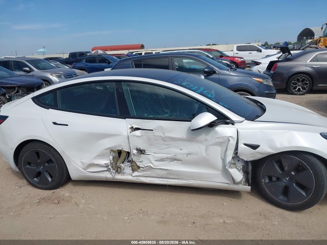 45905935 :رقم المزاد ، 5YJ3E1EA1MF866626 vin ، 2021 Tesla Model 3 Standard Range Plus Rear-wheel Drive مزاد بيع