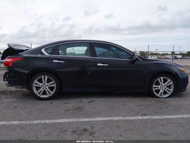 Продажа на аукционе авто 2017 Nissan Altima 3.5 Sl, vin: 1N4BL3AP2HC130973, номер лота: 45905945
