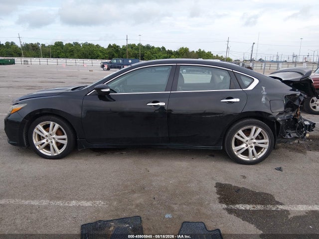 Продажа на аукционе авто 2017 Nissan Altima 3.5 Sl, vin: 1N4BL3AP2HC130973, номер лота: 45905945