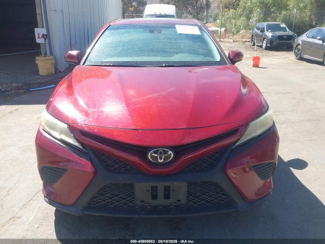 4T1B11HK1JU609542 Toyota CAMRY SE