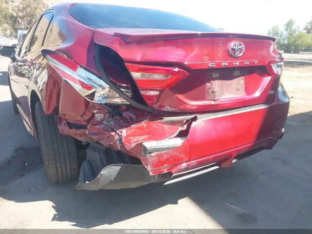 4T1B11HK1JU609542 Toyota CAMRY SE
