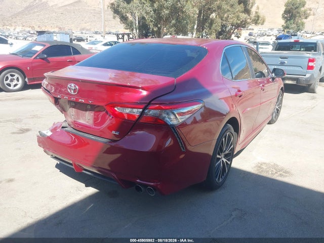 4T1B11HK1JU609542 Toyota CAMRY SE