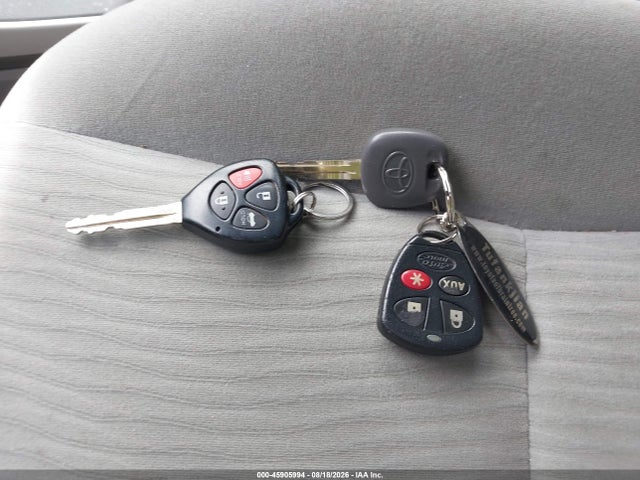 Продаж на аукціоні авто 2010 Toyota Corolla Le, vin: 2T1BU4EE1AC243249, номер лоту: 45905994