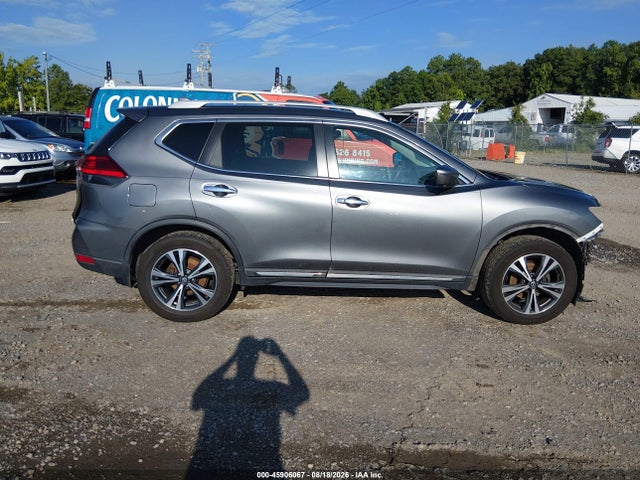 5N1AT2MV6HC762364 Nissan Rogue Sl