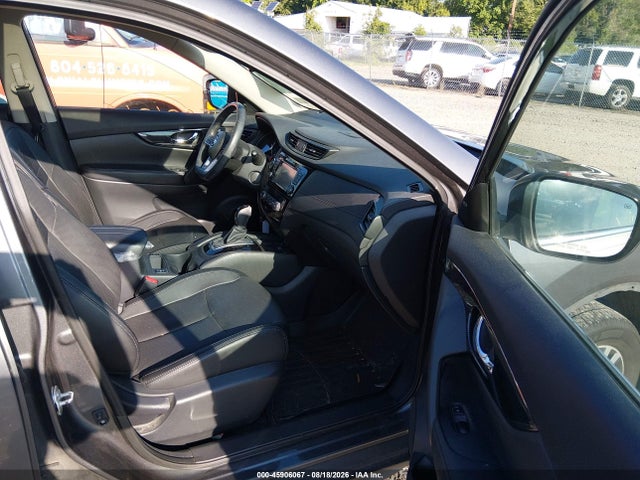 5N1AT2MV6HC762364 Nissan Rogue Sl