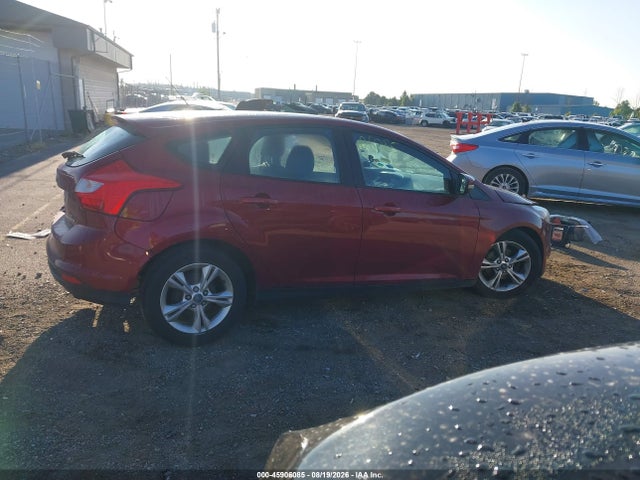 Ford FOCUS SE 2014 1FADP3K28EL122064 Image 14