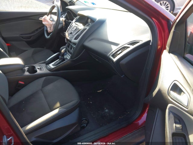 Ford FOCUS SE 2014 1FADP3K28EL122064 Image 5