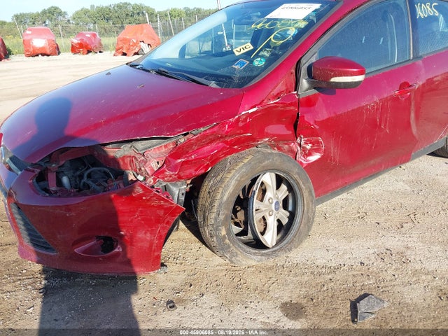 Ford FOCUS SE 2014 1FADP3K28EL122064 Image 6